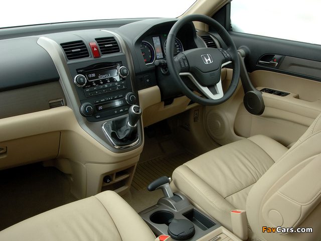 Photos of Honda CR-V ZA-spec (RE) 2006–09 (640 x 480)