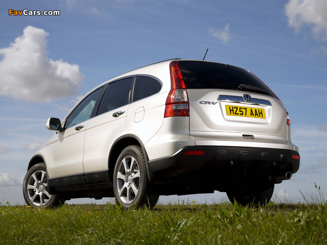 Photos of Honda CR-V UK-spec (RE) 2006–09 (640 x 480)