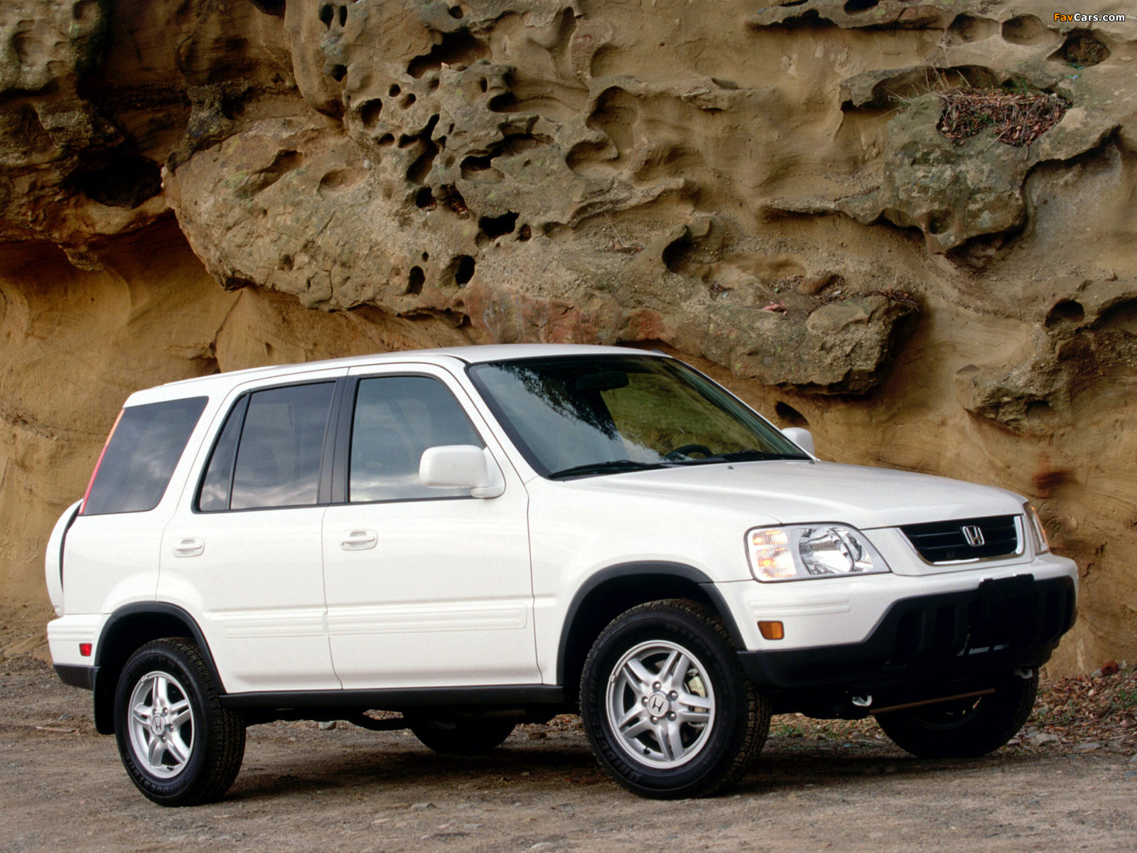 Pictures of Honda CR-V US-spec (RD1) 1996–99 (1600 x 1200)