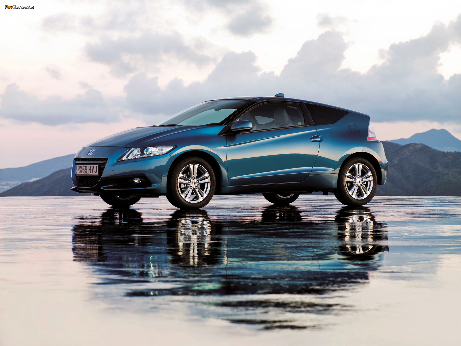 Honda CR-Z (ZF1) 2010–12 images (1600 x 1200)