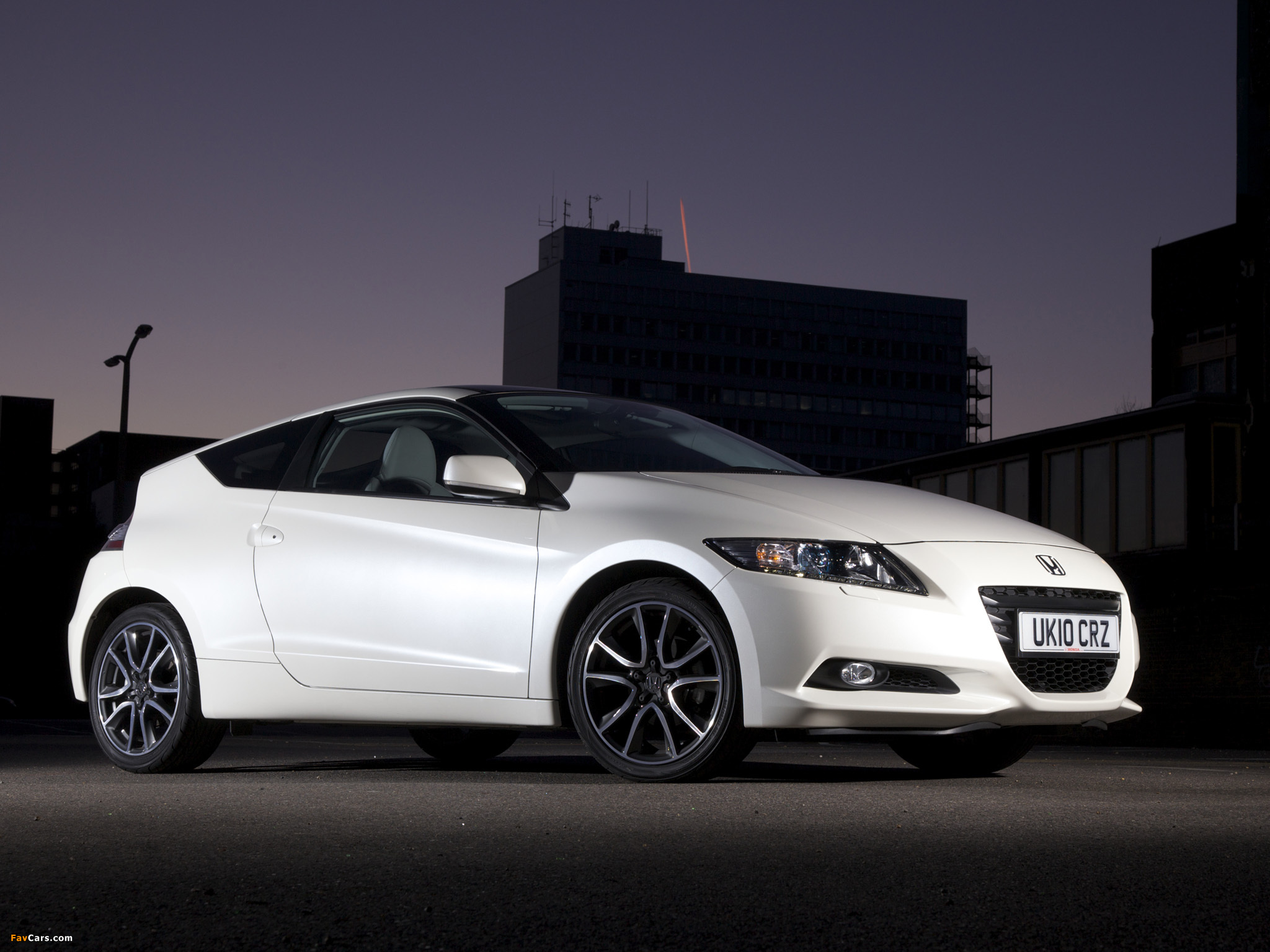 Pictures of Honda CR-Z UK-spec (ZF1) 2010 (2048 x 1536)
