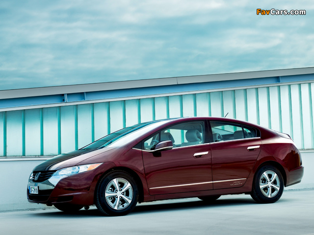 Images of Honda FCX Clarity 2008 (640 x 480)