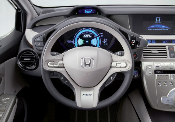 Images of Honda FCX Clarity 2008