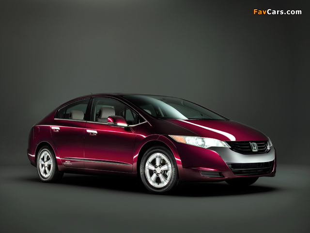 Honda FCX Clarity 2008 wallpapers (640 x 480)