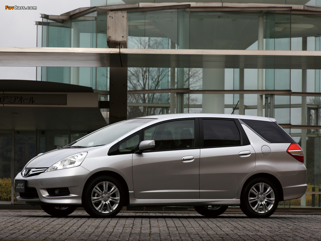 Pictures of Honda Fit Shuttle (GG) 2011 (1024 x 768)