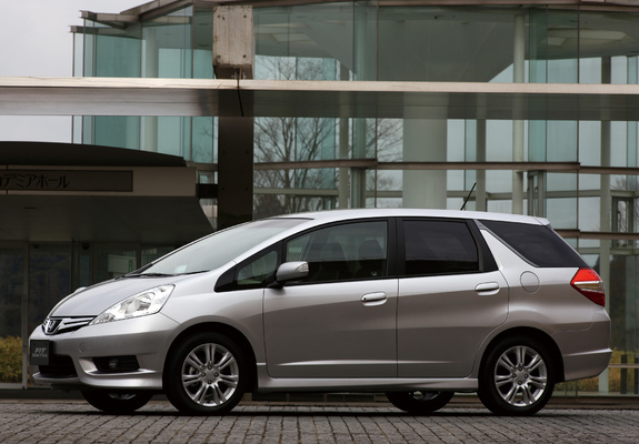 Pictures of Honda Fit Shuttle (GG) 2011