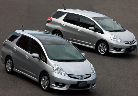 Pictures of Honda Fit Shuttle