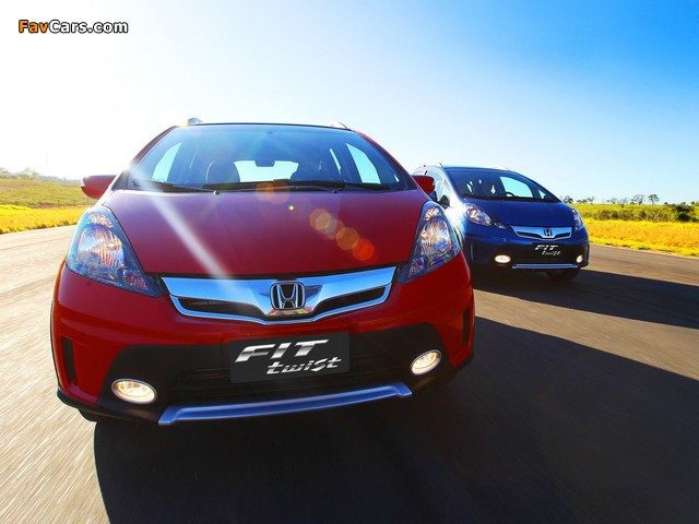 Honda Fit Twist (GE) 2012 pictures (640 x 480)