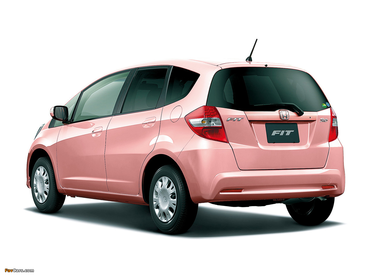 Honda Fit She`s (GE) 2012 wallpapers (1280 x 960)