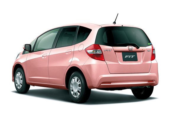 Honda Fit She`s (GE) 2012 wallpapers