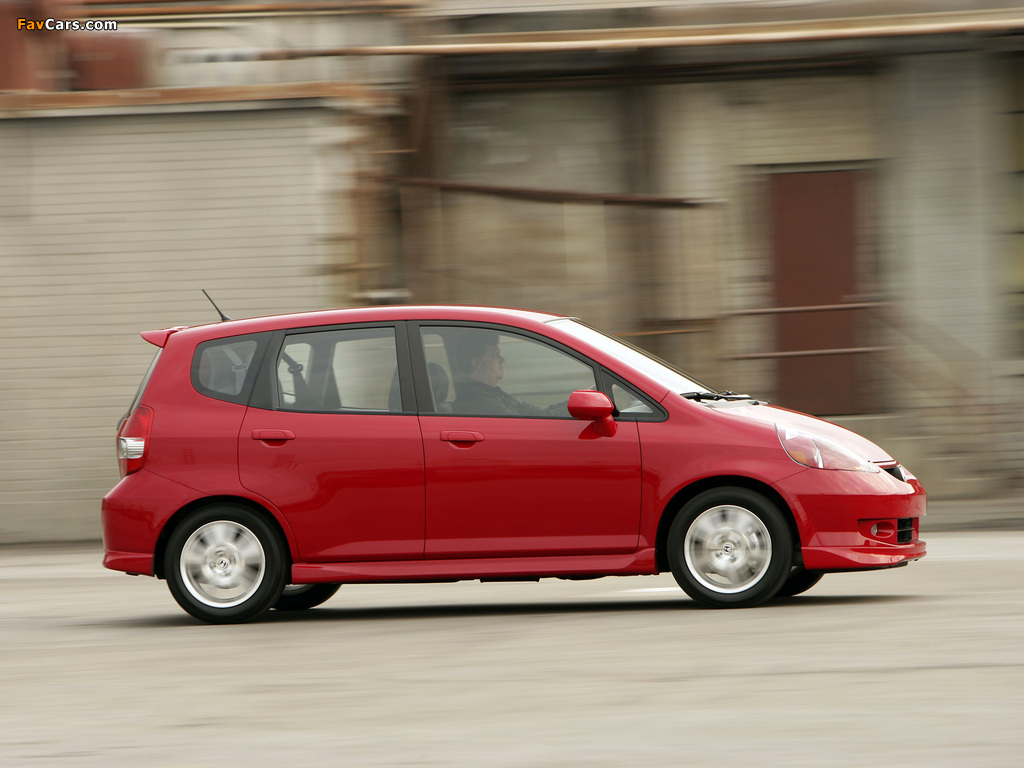 Images of Honda Fit Sport US-spec (GD) 2006–08 (1024 x 768)