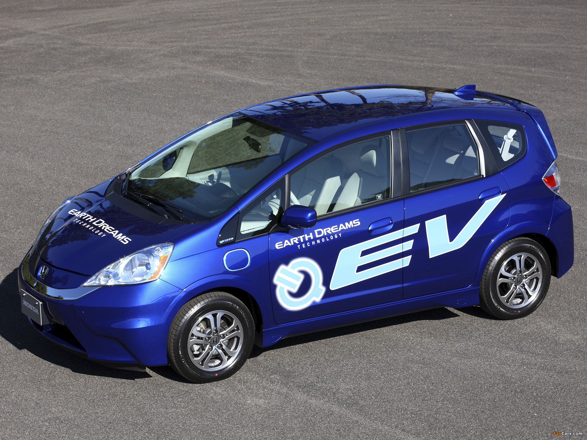 Images of Honda Fit EV Concept (GE) 2010 (2048 x 1536)