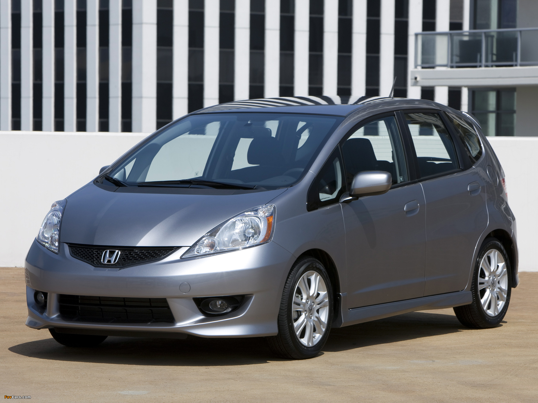 Photos of Honda Fit Sport US-spec (GE) 2008–11 (2048 x 1536)