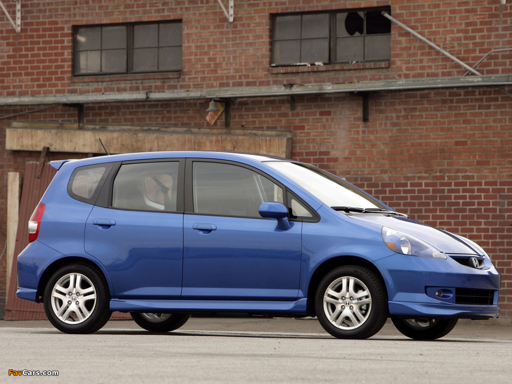 Pictures of Honda Fit Sport US-spec (GD) 2006–08 (1024 x 768)