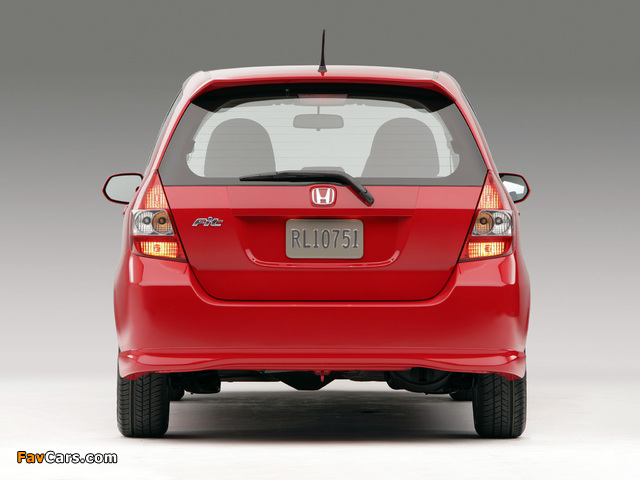 Pictures of Honda Fit Sport US-spec (GD) 2006–08 (640 x 480)