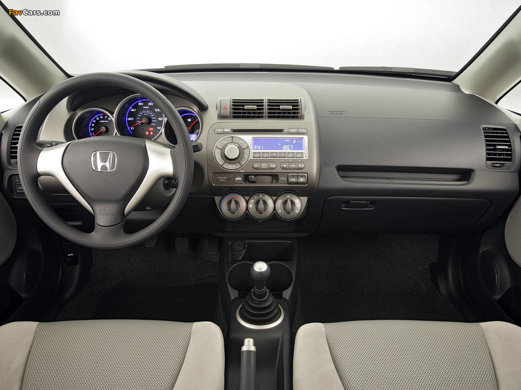 Pictures of Honda Fit US-spec (GD) 2006–08 (1024 x 768)
