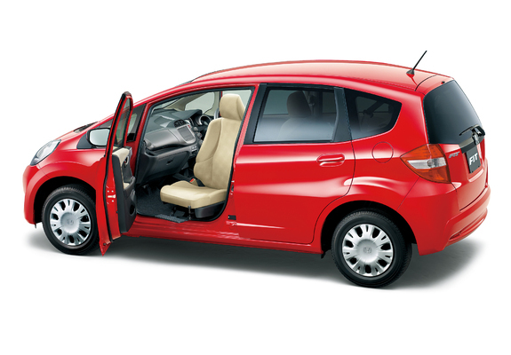 Pictures of Honda Fit (GE) 2012