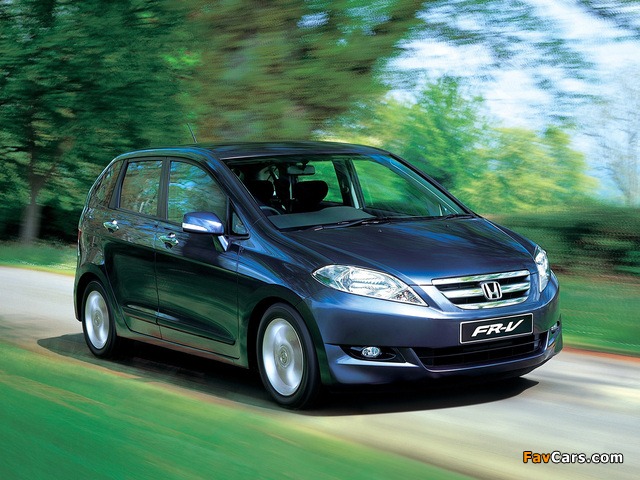 Honda FR-V UK-spec 2004–09 images (640 x 480)