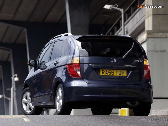 Honda FR-V UK-spec 2004–09 photos (640 x 480)