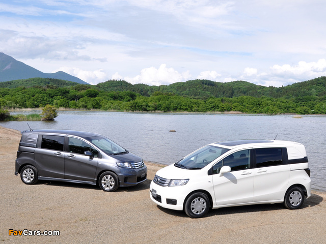 Images of Honda Freed Spike (GB3) 2010 (640 x 480)