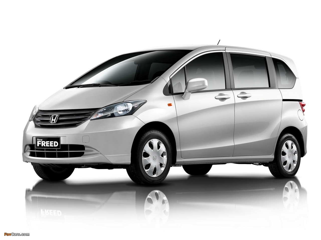 Pictures of Honda Freed (GB3) 2008–11 (1280 x 960)