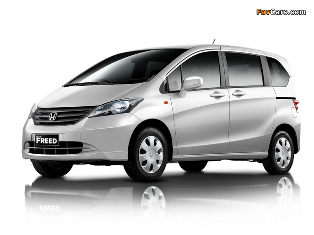 Pictures of Honda Freed (GB3) 2008–11 (640 x 480)