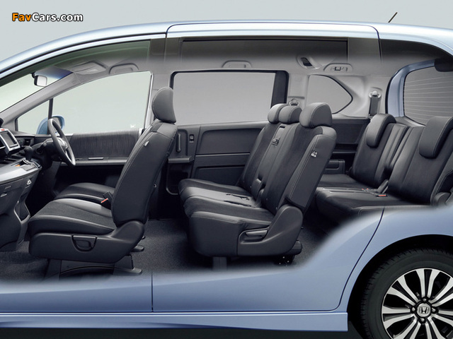 Pictures of Honda Freed Hybrid (GP3) 2011 (640 x 480)