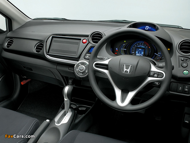 Honda Insight JP-spec (ZE2) 2011 photos (640 x 480)