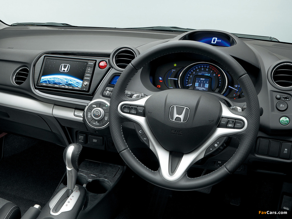 Pictures of Honda Insight Exclusive JP-spec (ZE2) 2011 (1024 x 768)