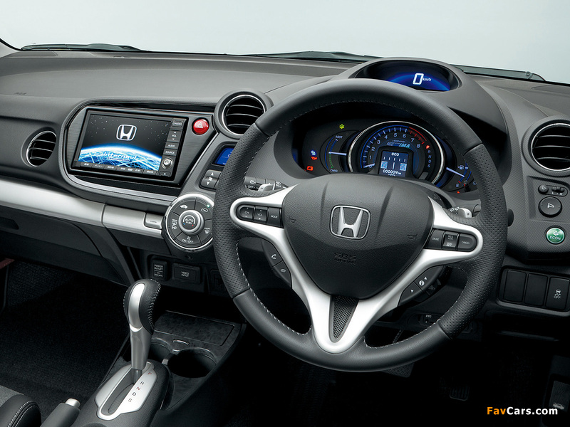 Pictures of Honda Insight Exclusive JP-spec (ZE2) 2011 (800 x 600)