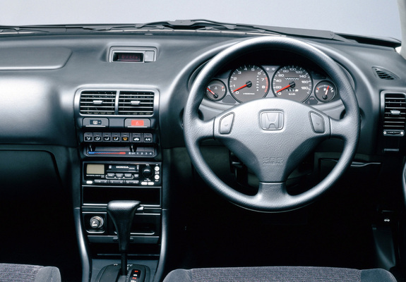 Honda Integra Style S Sedan (DB6) 1999–2000 images