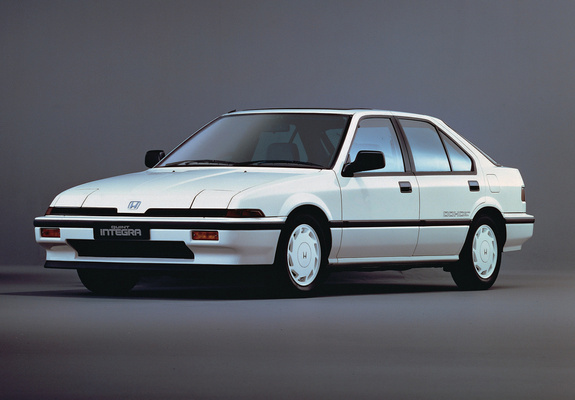 Images of Honda Quint Integra GSi 5-door (DA1) 1985–89