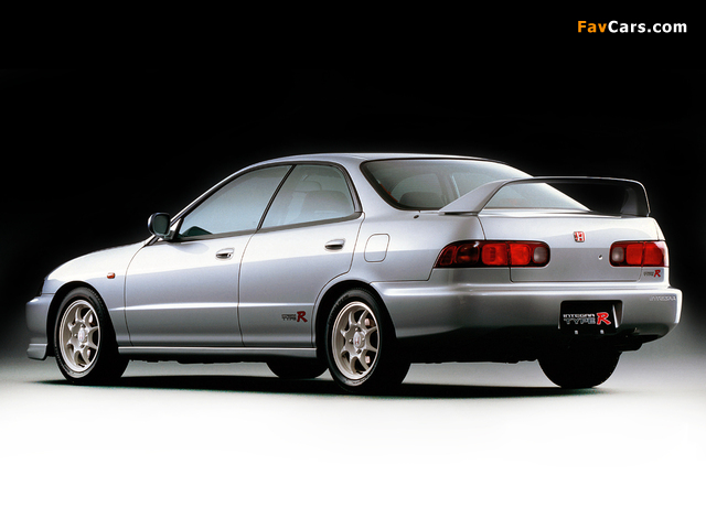 Images of Honda Integra Type-R Sedan (DB8) 1995–2000 (640 x 480)