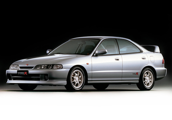 Photos of Honda Integra Type-R Sedan (DB8) 1995–2000