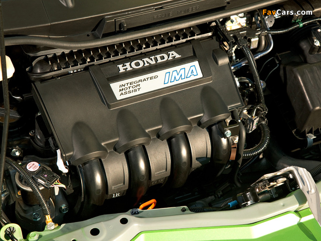 Honda Jazz Hybrid UK-spec 2010 images (640 x 480)