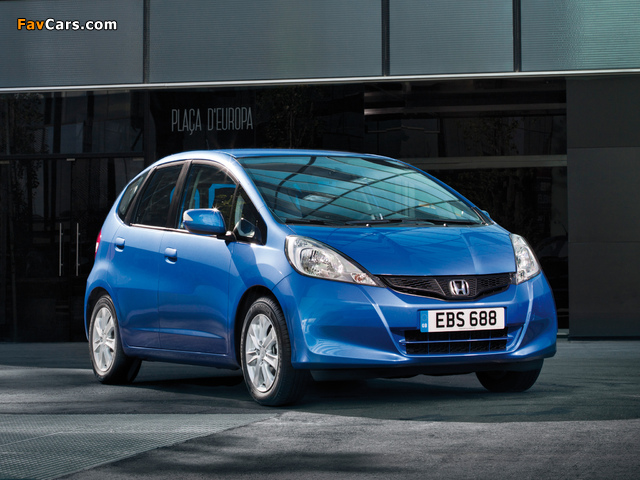 Honda Jazz 2010 wallpapers (640 x 480)