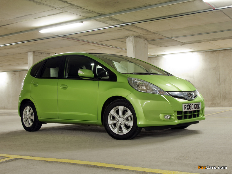 Honda Jazz Hybrid UK-spec 2010 wallpapers (800 x 600)