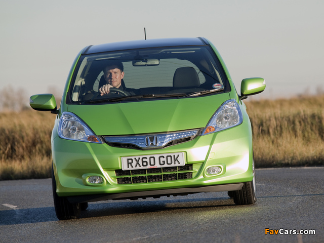 Honda Jazz Hybrid UK-spec 2010 wallpapers (640 x 480)