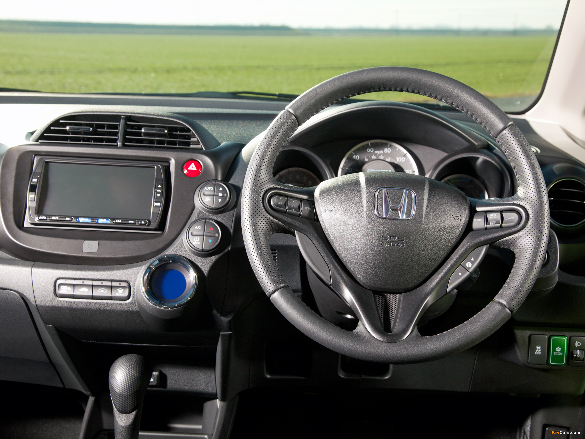 Honda Jazz Hybrid UK-spec 2010 wallpapers (2048 x 1536)