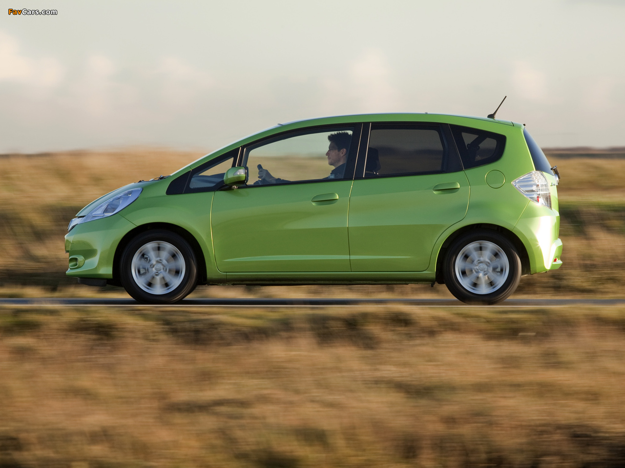 Images of Honda Jazz Hybrid UK-spec 2010 (1280 x 960)