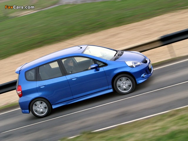 Honda Jazz Sport UK-spec 2005–08 wallpapers (640 x 480)