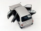 Pictures of Honda Life 4-door 1971–74