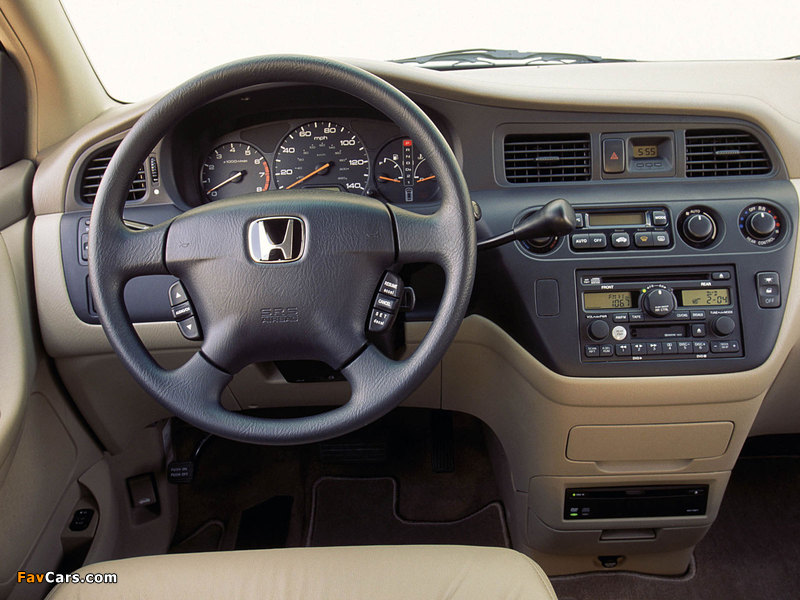 Honda Odyssey US-spec (RA6) 1999–2004 images (800 x 600)