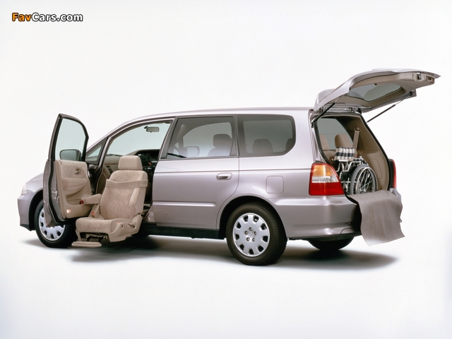 Honda Odyssey Almas 2000–03 photos (640 x 480)