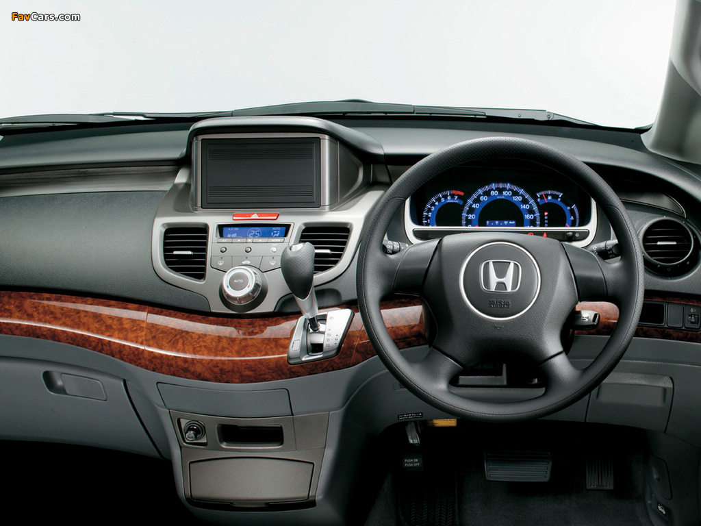 Honda Odyssey JP-spec (RB1) 2003–08 pictures (1024 x 768)