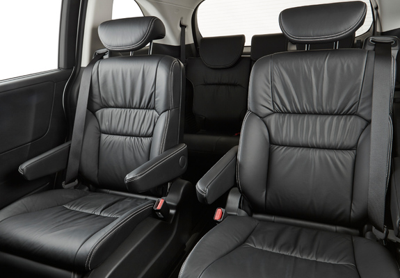Honda Odyssey VTi-L 2014 images