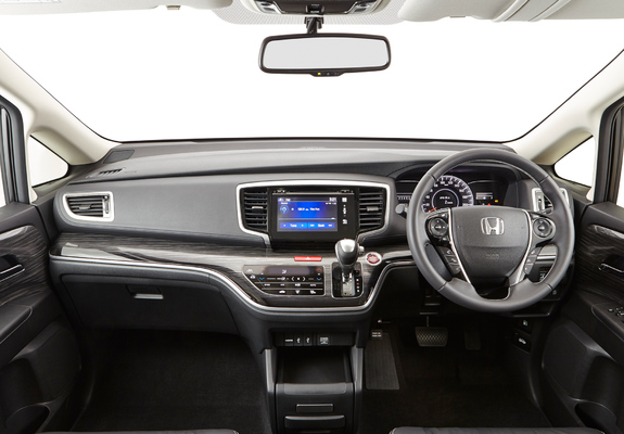 Honda Odyssey VTi-L 2014 pictures