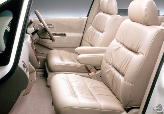Images of Honda Odyssey Prestige (RA5) 1997–99