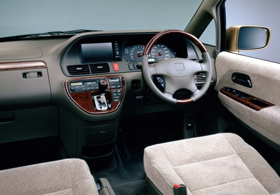 Images of Honda Odyssey JP-spec 1999–2001
