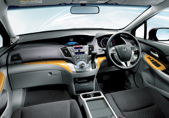 Images of Honda Odyssey JP-spec (RB3) 2008–11